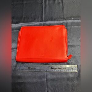 NWOT Levenger Red Leather Business Clutch Organizer Wallet